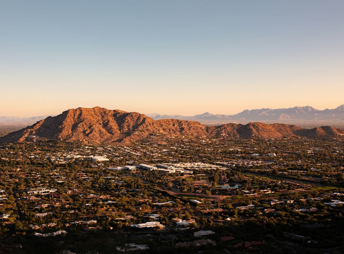 Best Facelift Surgeons in Phoenix (2025 Guide)