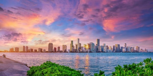 Mini Facelift vs. Full Facelift in Miami: Which Lift Gives You the Edge?