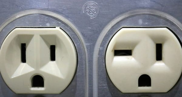 The Difference Between Cosmetic Surgeons and Plastic Surgeons