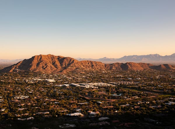 Best Facelift Surgeons in Phoenix (2025 Guide)