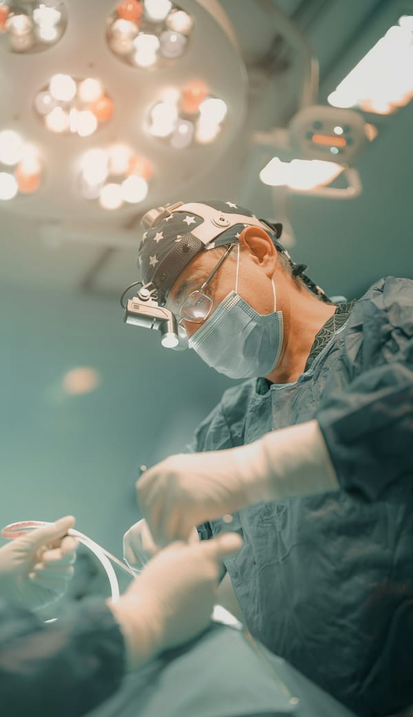 Rhinoplasty vs. Septoplasty -  Understanding the Difference