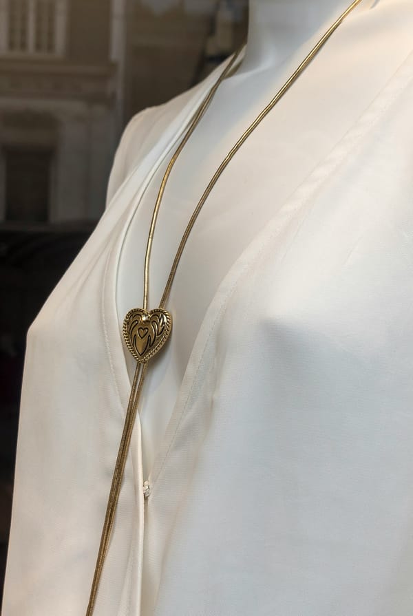 Breast Augmentation vs. Breast Reconstruction — What’s the Difference?